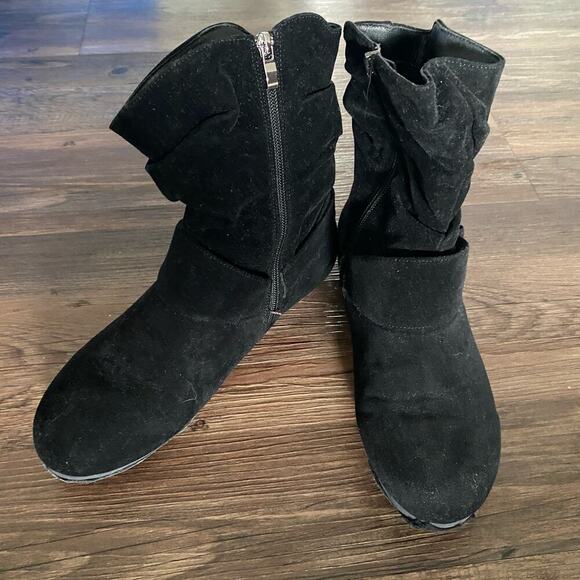 Shein Sz 40 black faux suede ankle boots - Picture 1 of 10